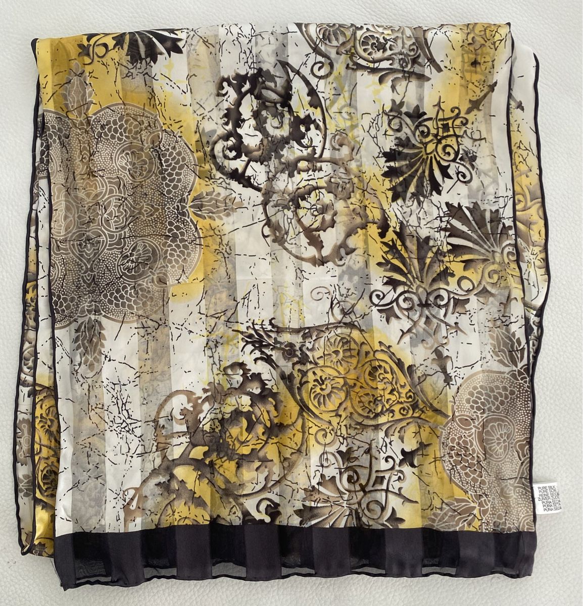 Foulard & Sciarpe: Seiden Schal 🌸 – Usato da Opfikon venduto da Luis144 1