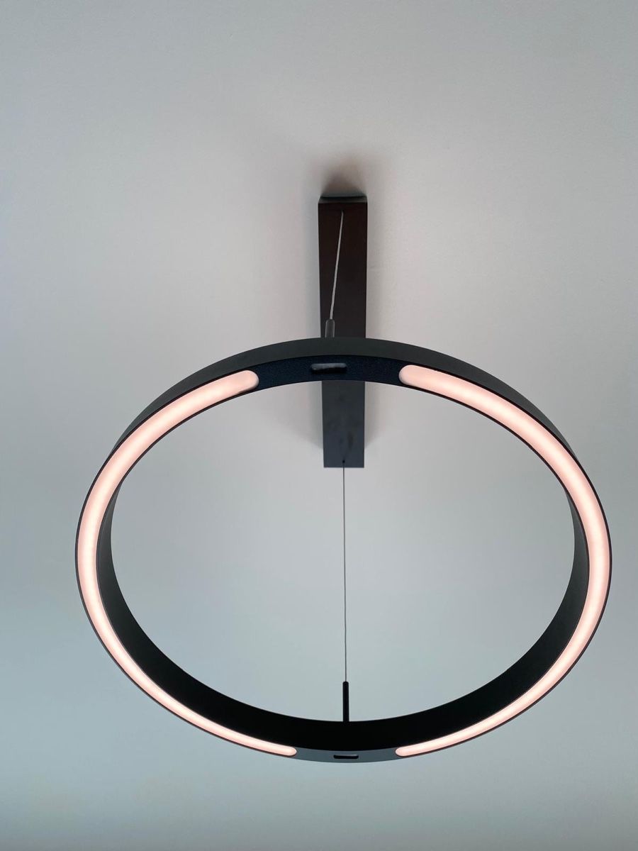 Kronleuchter & Deckenlampen: Schwarze LED-Pendellampe "Float" - Modernes Design – Neu (gemäss Beschreibung) aus Obernau von SIGGEW 3