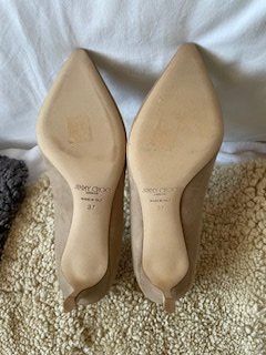 Jimmy Choo Scarpe da donna: Jimmy Choo Romy Suede Pumps Beige Size 37 – Nuovo (secondo la descrizione) da Bernhardzell venduto da Sunka0 5