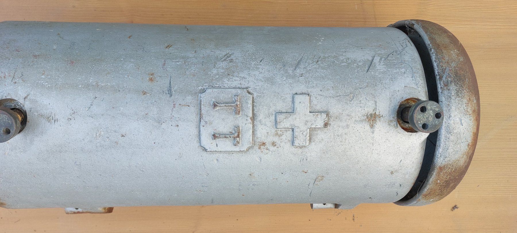 Stromzufuhr: Antiker Verteilerkasten – Defekt aus Lüterkofen von BiberM109 2