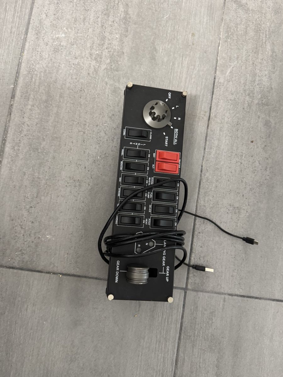 Saitek Controller: Saitek flight pro – Usato da Bärschwil venduto da BestCars_handel24