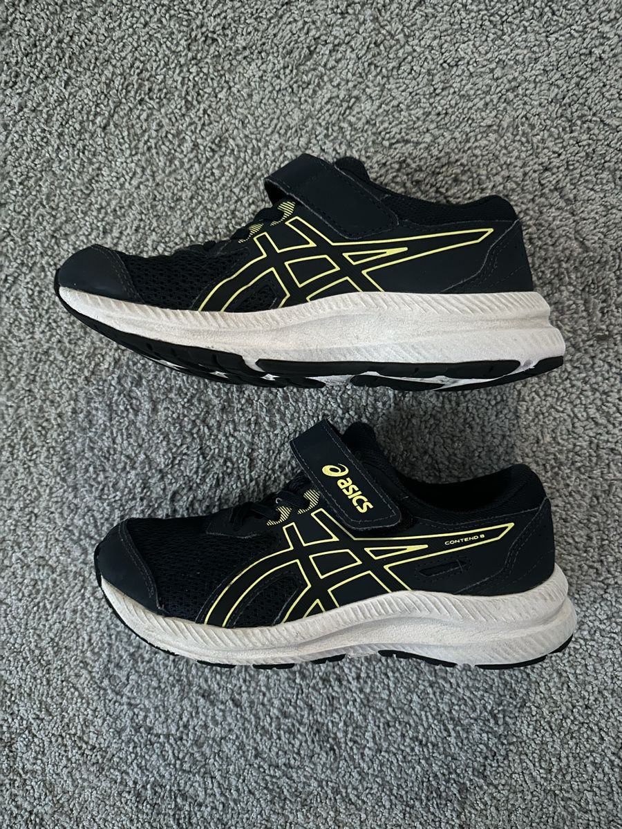 Asics Schuhe für Jungen: ASIC Sneakers Gr. 33.5 – Gebraucht aus Büren an der Aare von bradlee512