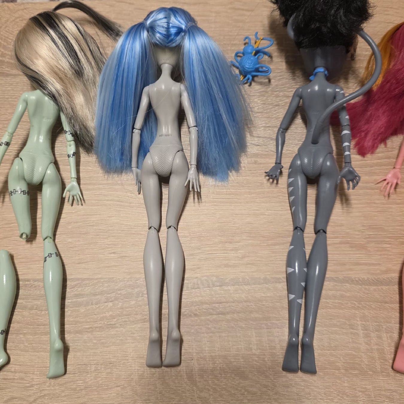 Bambole: 6 Monster High doll lot – Usato da Bellinzona venduto da Qwer_h7j7 2