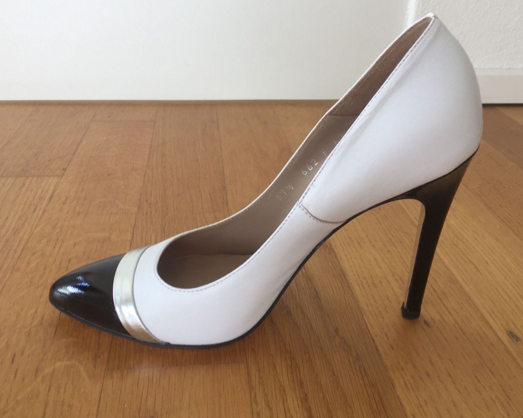 Scarpe da donna: Leder Pumps Gr. 37,5 – Usato da Lachen venduto da mar_ox 4