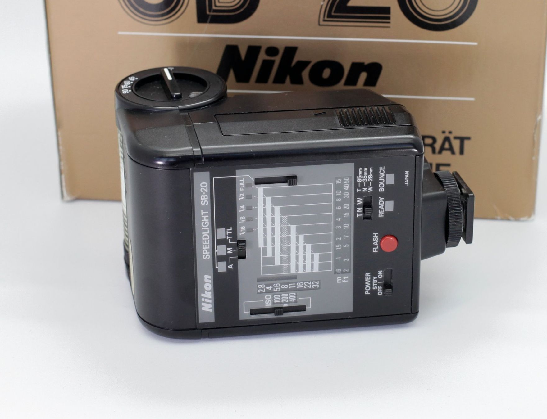 Nikon Flash: Nikon Speedlight SB-20 – Usato da Birsfelden venduto da Foti-Virus 2