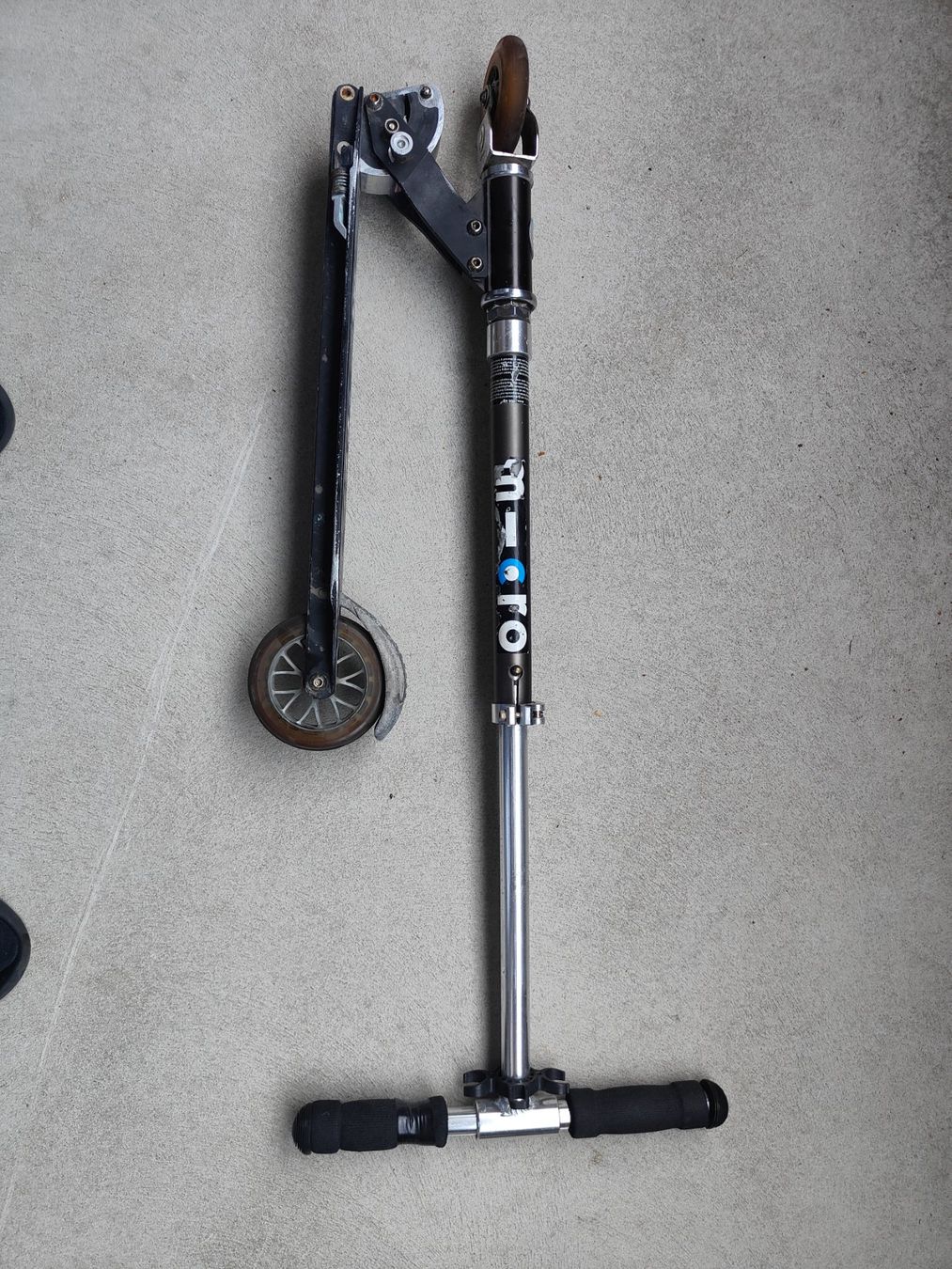 Micro Kickboard: MicroScooter Trottinett – D'occasion à Adelboden par TheOppositeSuperGreg 1