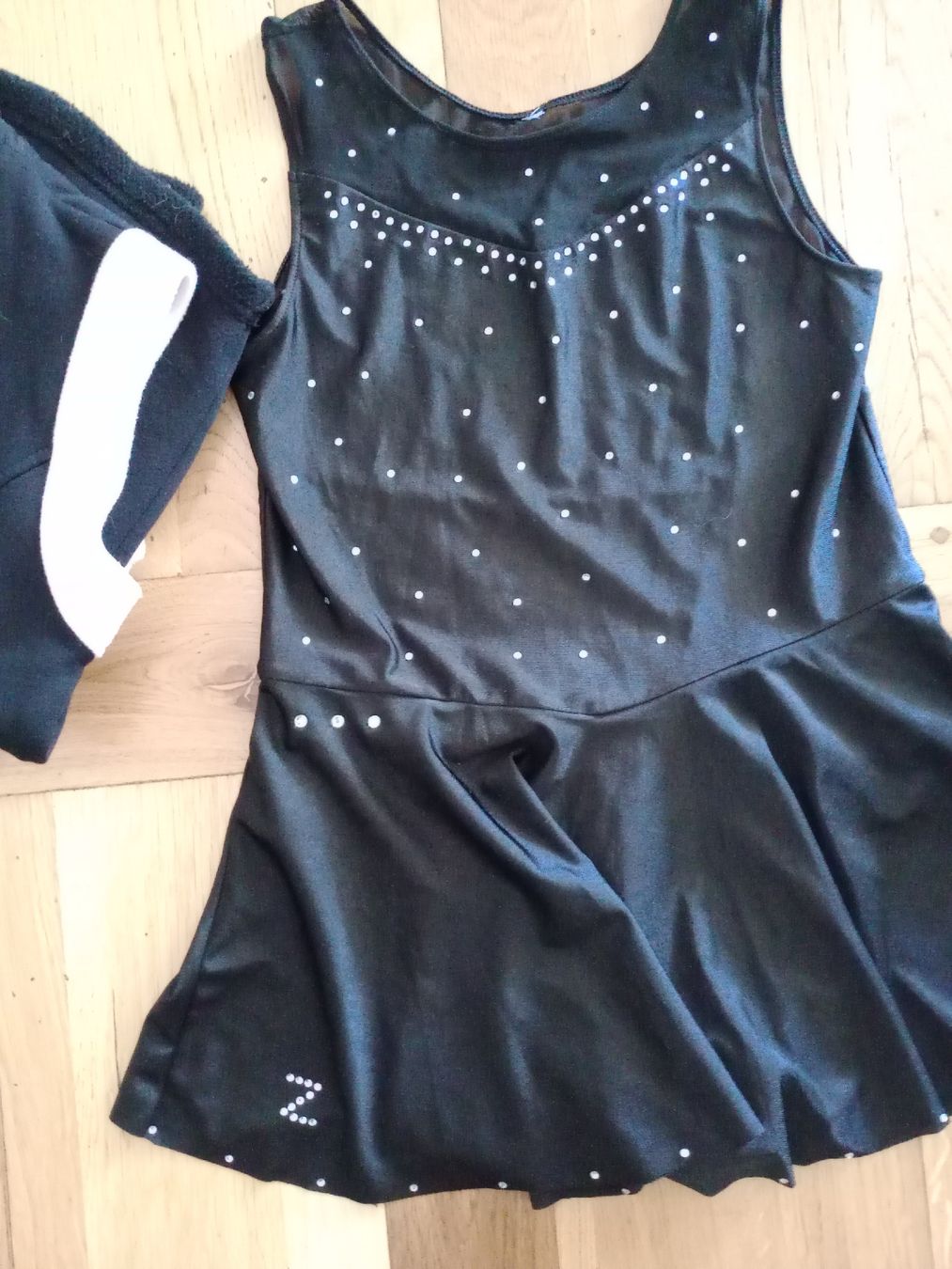 Lotti & Set di vestiti: Eiskunstlauf Kleidung gr.146-152 – Usato da Castel San Pietro venduto da misha05 4
