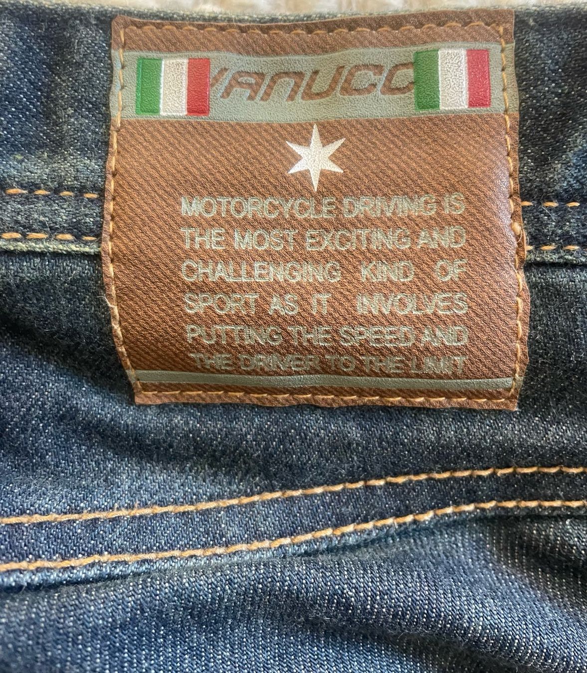 Vanucci Jeans: Motorradjeans Kevlar Vanucci 33/36 – Usato da Zürich venduto da envi01 1