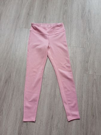 Rosa Sportleggings - bequem und stylisch!