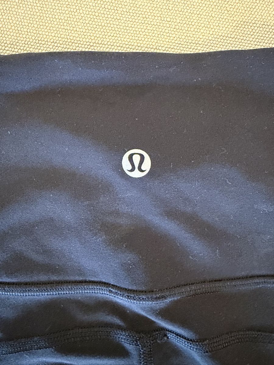 Lululemon Leggings: Lululemon Flare Leggings Size 0, Black – D'occasion à Zollikon par dea_ct8v 2