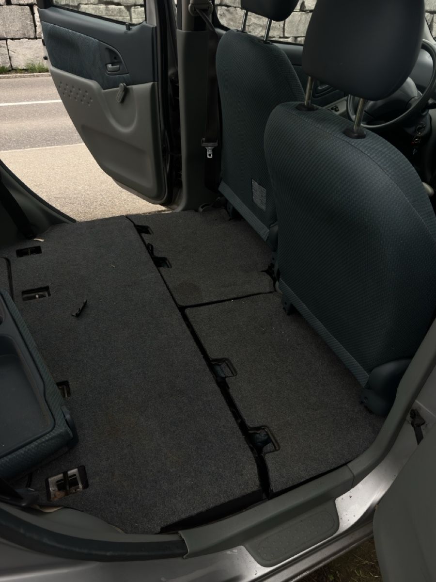 Toyota Automobili: Toyota Yaris Verso mit Campingbox – Usato da Triengen venduto da sop_qy87 3