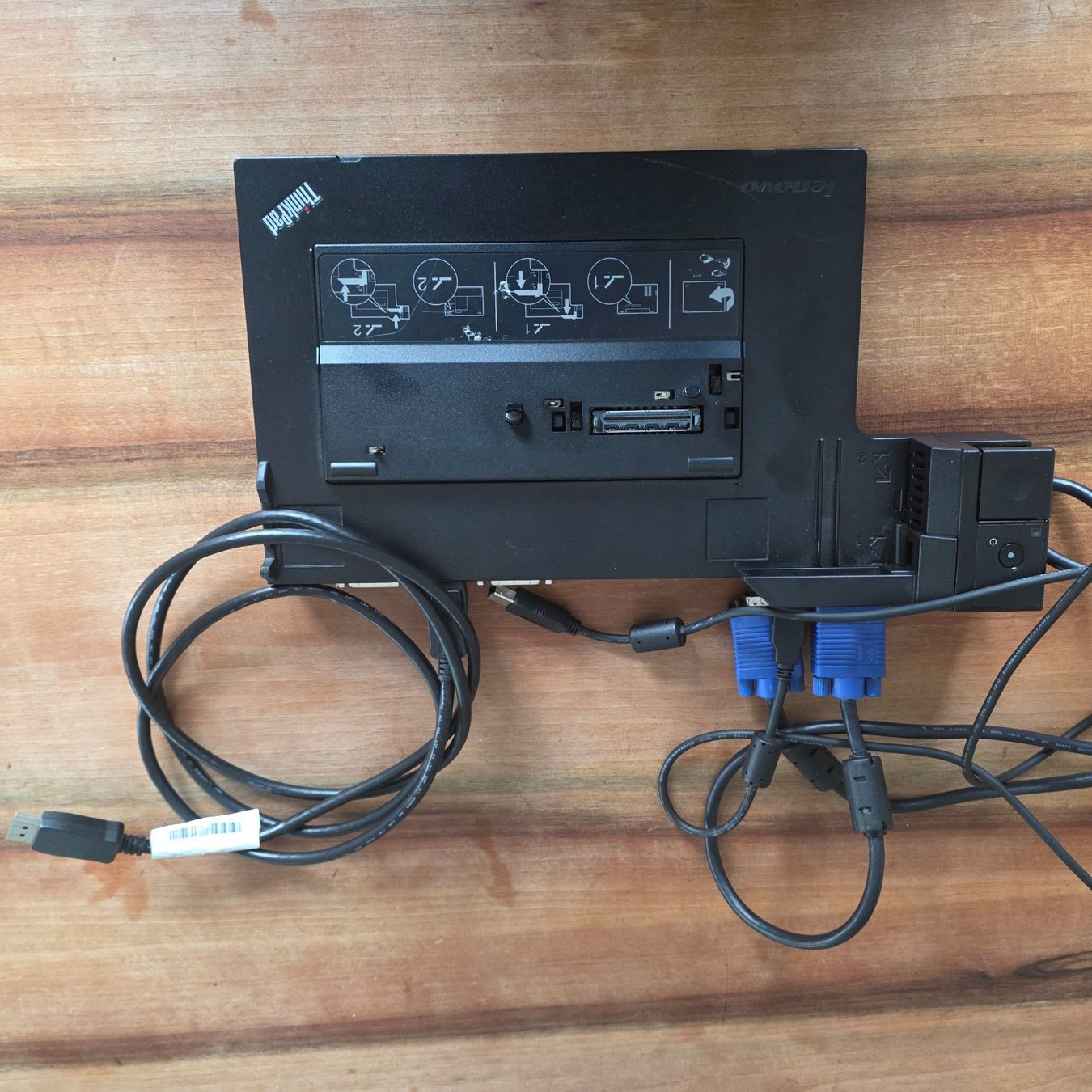 Docking station: Lenovo ThinkPad Dockingstation Dock Plus Serie 3 – D'occasion à Luzern par Cado12
