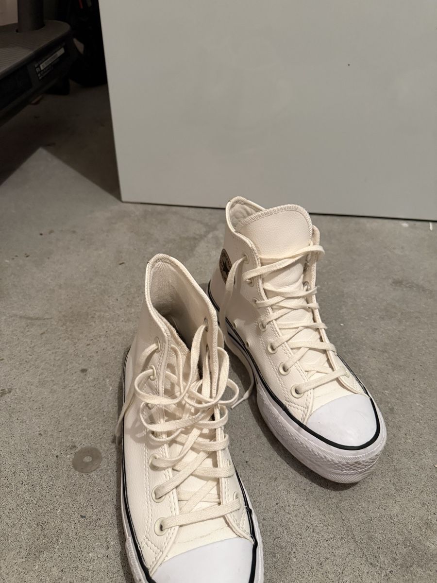Converse Damenschuhe: Converse All Star High Top Damen – Gebraucht aus Oberengstringen von eng_tc96 2
