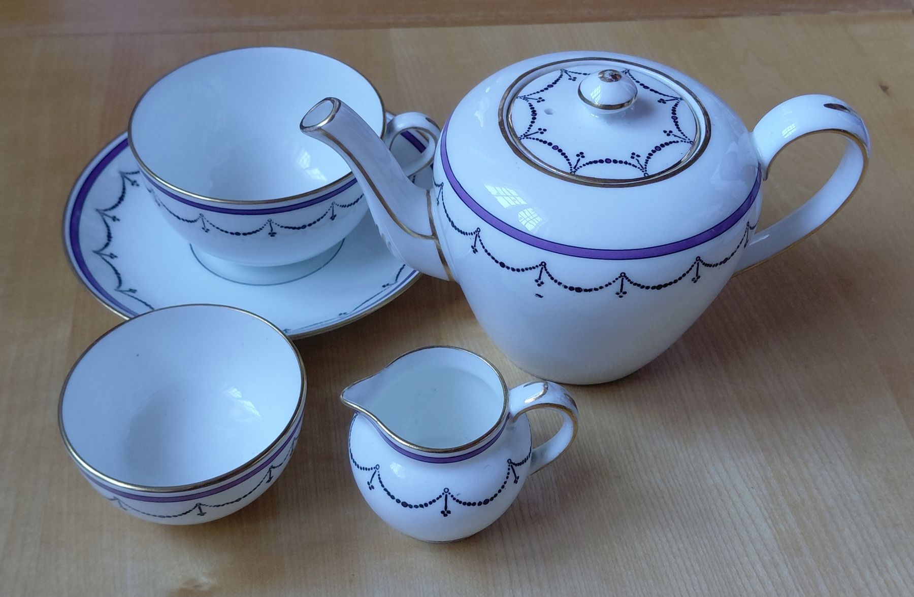Set di piatti: antikes Eintassenservice - service egoiste - Adderley – Usato da Trogen venduto da Limboo