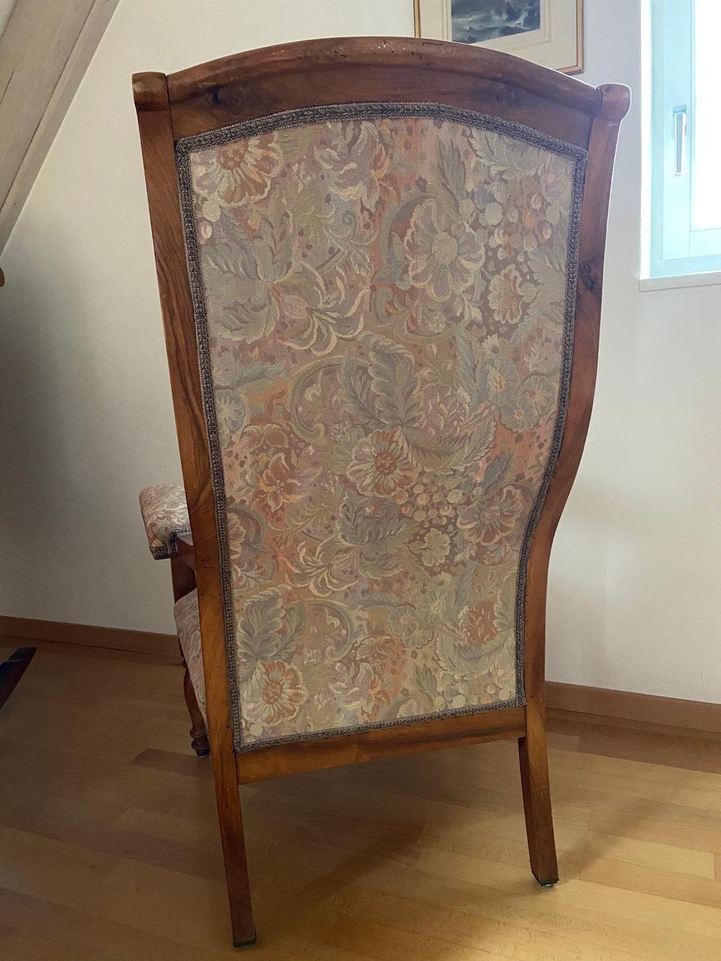 Poltrone: Antiker Sessel, Stilmöbel, Nussbaum – Usato da Lohn SH venduto da Winter03 4
