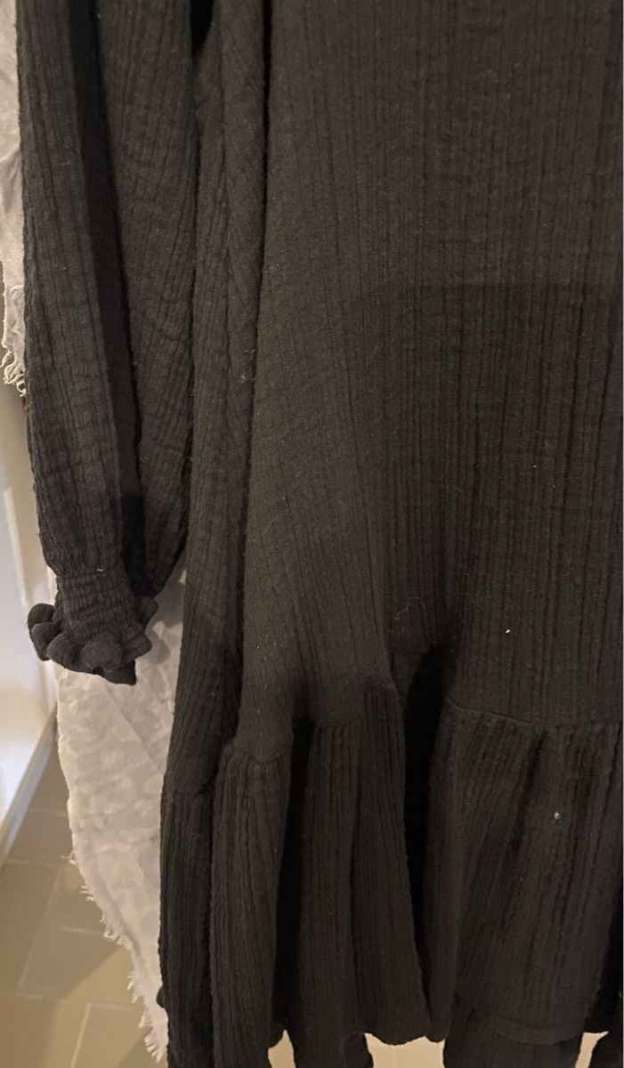 Vestiti: Kleid von mbyM – Usato da Schlieren venduto da kaj_xvx7 2