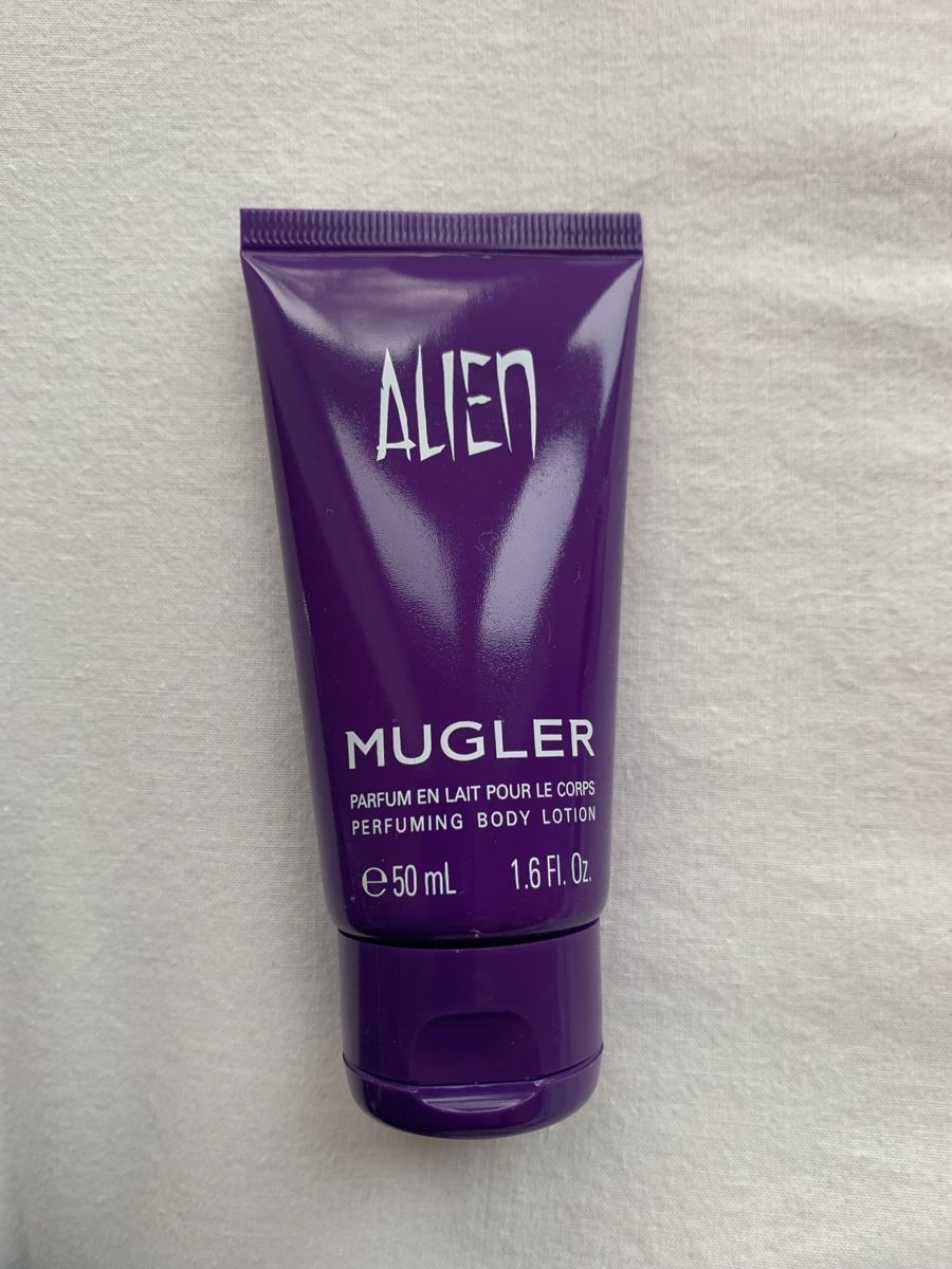 Mugler Parfum & Eau de Toilette: Mugler alien perfuming body lotion 50 ml – Neu und originalverpackt aus Zürich von