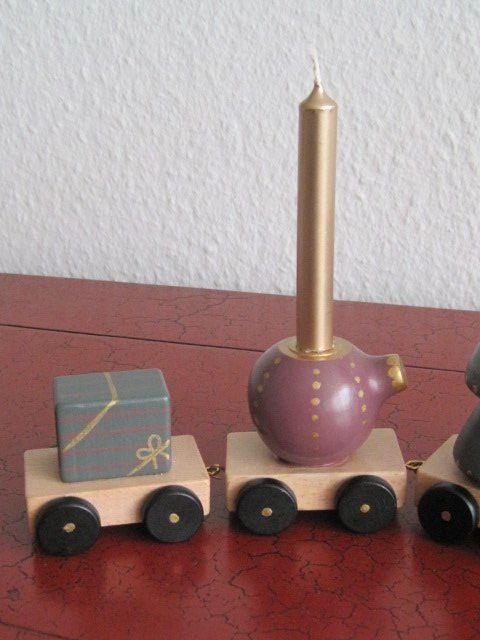 Bloomingville Tutte le decorazioni: Nussknacker mit Weihnachtszug – Usato da Basel venduto da cronat 3