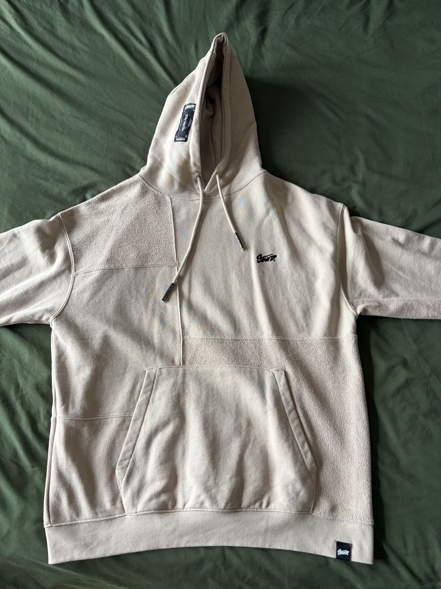 Pull&Bear Maglioni & Felpe: Sweat à capuche beige L de chez Pull&Bear – Usato da Fribourg venduto da jer_p6kc