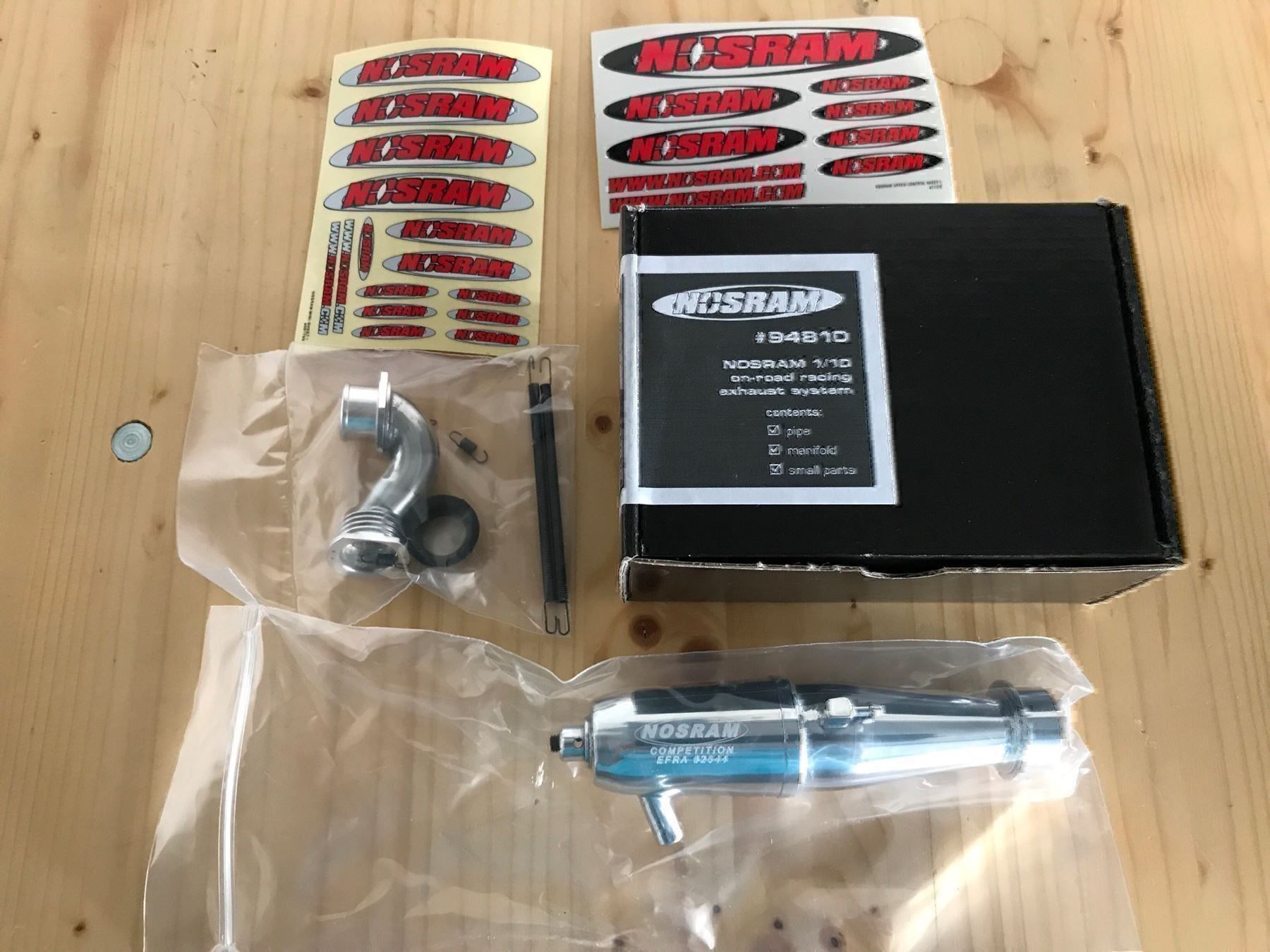 XRay RC Modellbau: Nosram 1/10 On -Road Racing Exhaust System – Neu und originalverpackt aus Buchs ZH von rc-indoorbahn