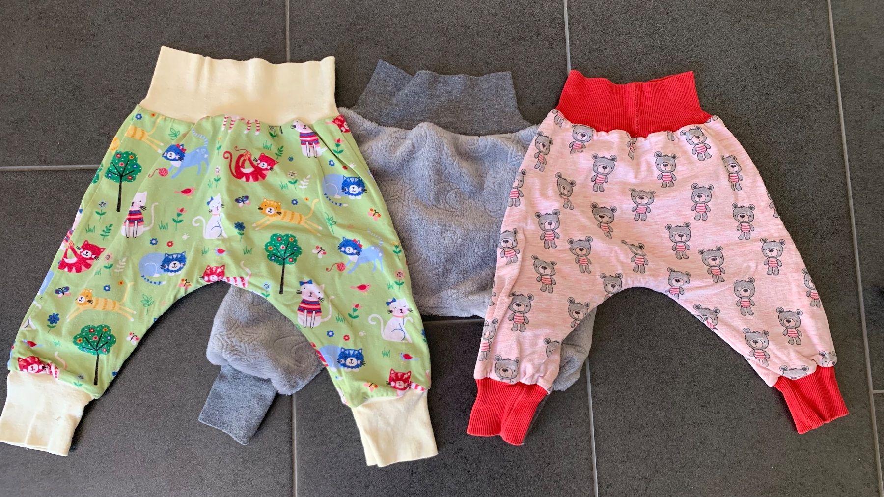 Lotti & Set di vestiti: Babykleider Grösse 68 – Usato da Romanshorn venduto da oag_mh9q 3