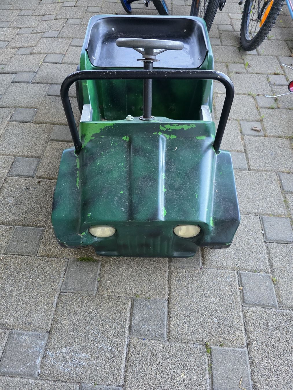 Altro: Altes Karussell Auto/Autoscooter – Usato da Mümliswil venduto da Mizzi77 4