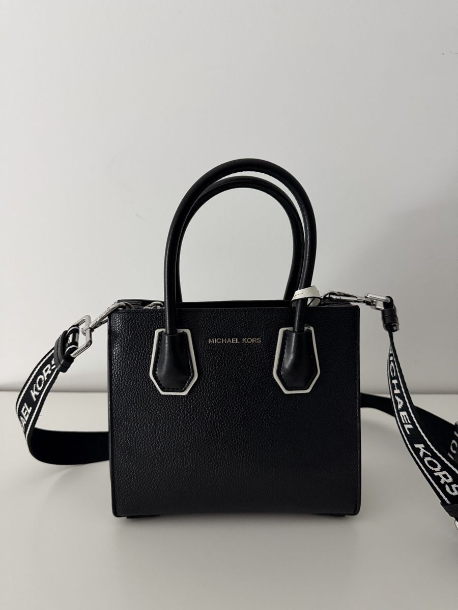 Michael Kors Borse da donna: Handtasche Michael Kors schwarz / weiss – Usato da St. Gallen venduto da boj_knj7