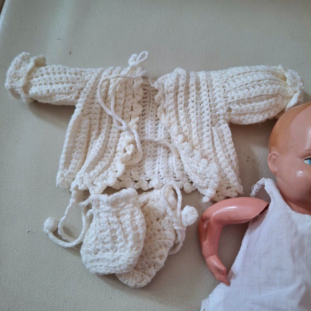 Bambole: kleine Schildkrötpuppe 16.5 mit Kleidli – Usato da Weggis venduto da daisyflower 4