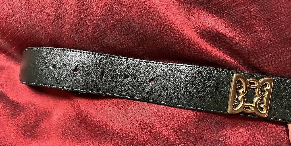 Gürtel: Green leather belt with gold buckle – Gebraucht aus Genève von mar_f82s 3