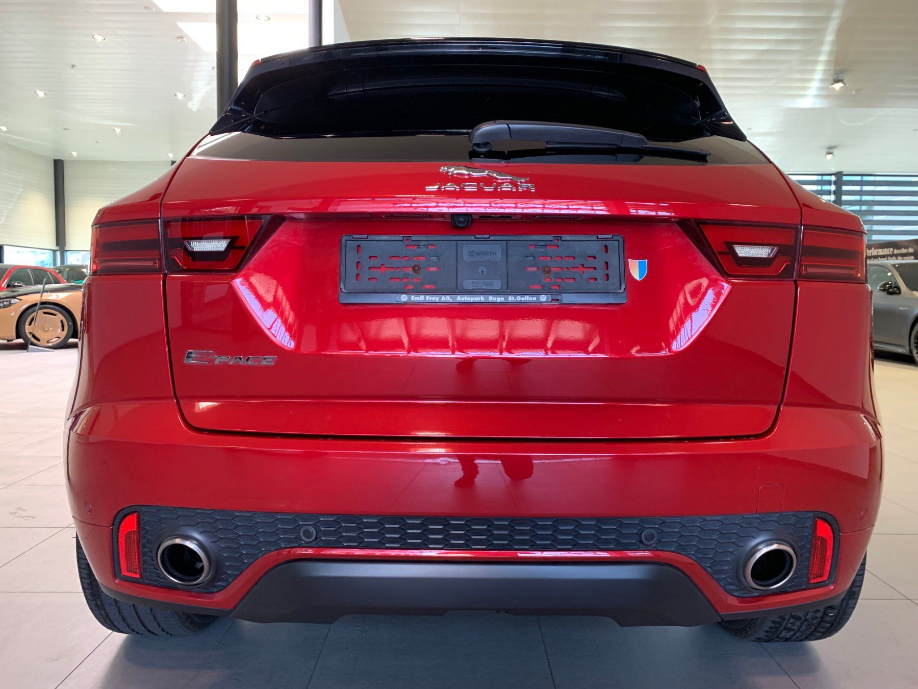 Jaguar Autos: Jaguar E-Pace P300 R-Dyn. S AWD – Gebraucht aus St. Gallen von  9