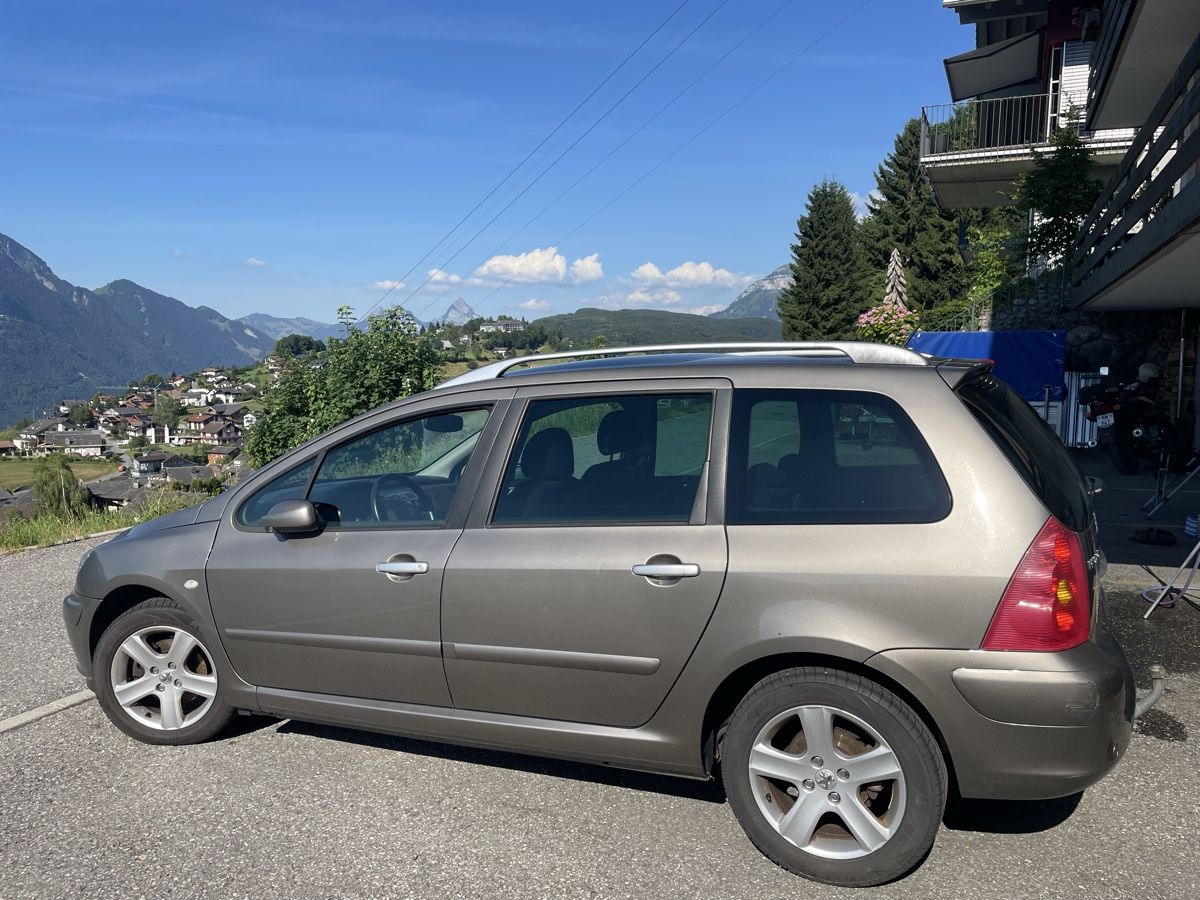 Autos: Peugeot 307 – Gebraucht aus Emmetten von Ciopy 3