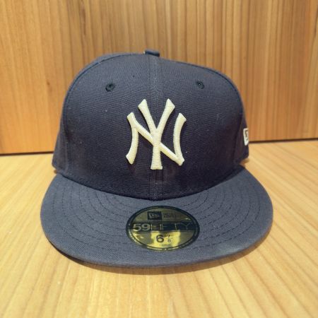 casquette New Era New York Yankees, taille 6 7/8 (54.9 cm)