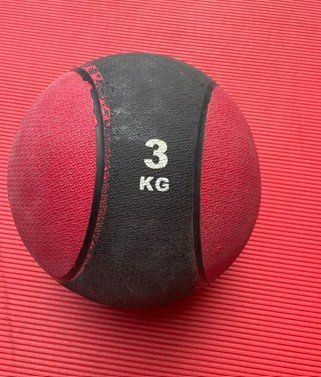 Palloni: Medizin Ball 3.0kg – Usato da Ittigen venduto da bodycross-01