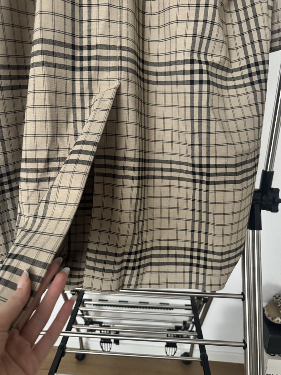 Weekday Mäntel: Damen-Mantel von WEEKDAY Modell Lond Checked Coat HINGUCKER – Gebraucht aus Gibswil von Engelsgleich 1
