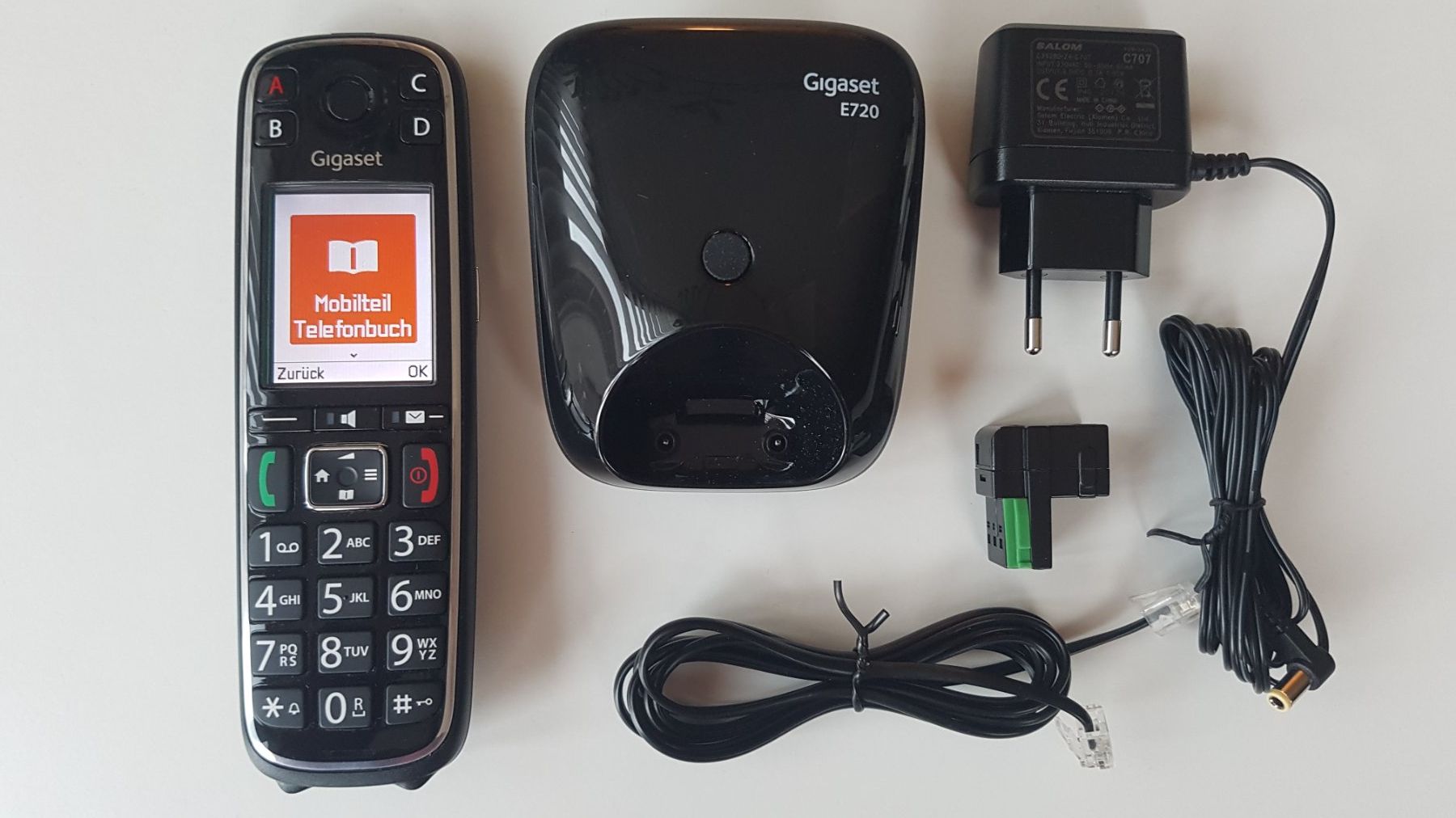 Gigaset Telefoni: Gigaset E720 Analog-/Schnurlostelefon – Usato da Boll venduto da Dajufa