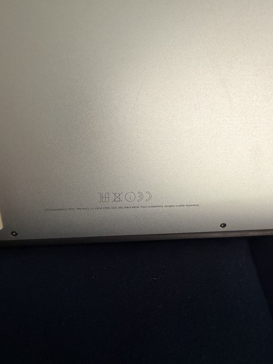 Apple Portables: MacBook Air 2013 – D'occasion à Zürich par jon_8nhk 2