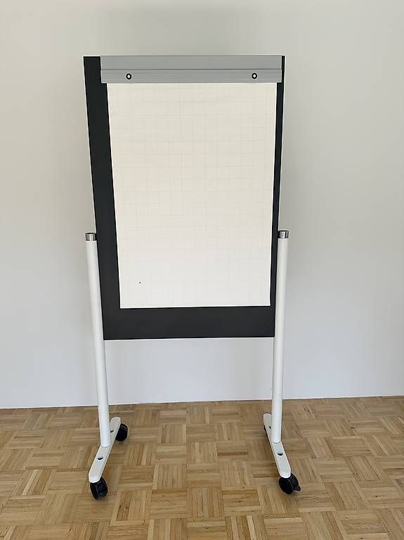 Altro in Decorazioni & Accessori: mobiler Präsentationsständer mit Flipchart – Usato da Wangen SZ venduto da Jaay_Sky 3