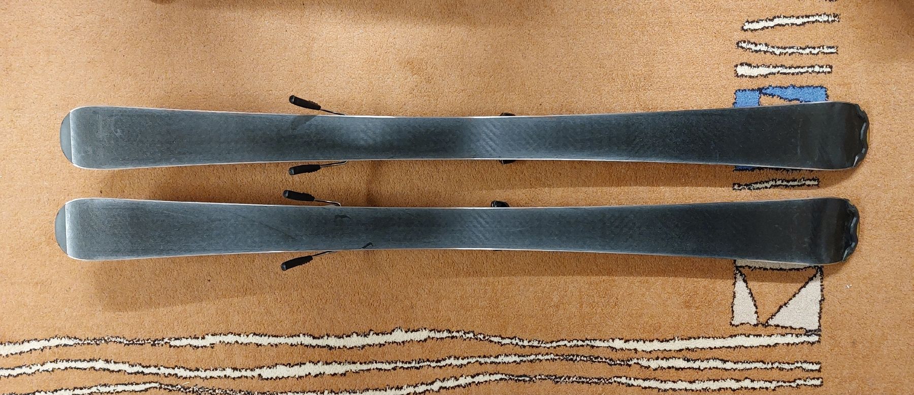 Head Skis: Kinderski Head 127cm – Gebraucht aus Schänis von Hoisepp 1