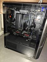 Gaming PC MIFCOM 7500X3D 9060XT 16GB