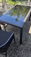 Gartentisch Rattansimulation Glasplatte, mit 4 Stühlen