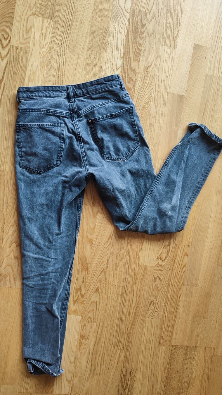 Jeans: Jeans straight high waist Grösse 36 – Gebraucht aus Basel von kopfstand 2