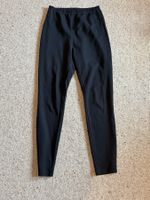 Schwarzi Stoffhose, bequemi Passform, ideal für de Übergang!