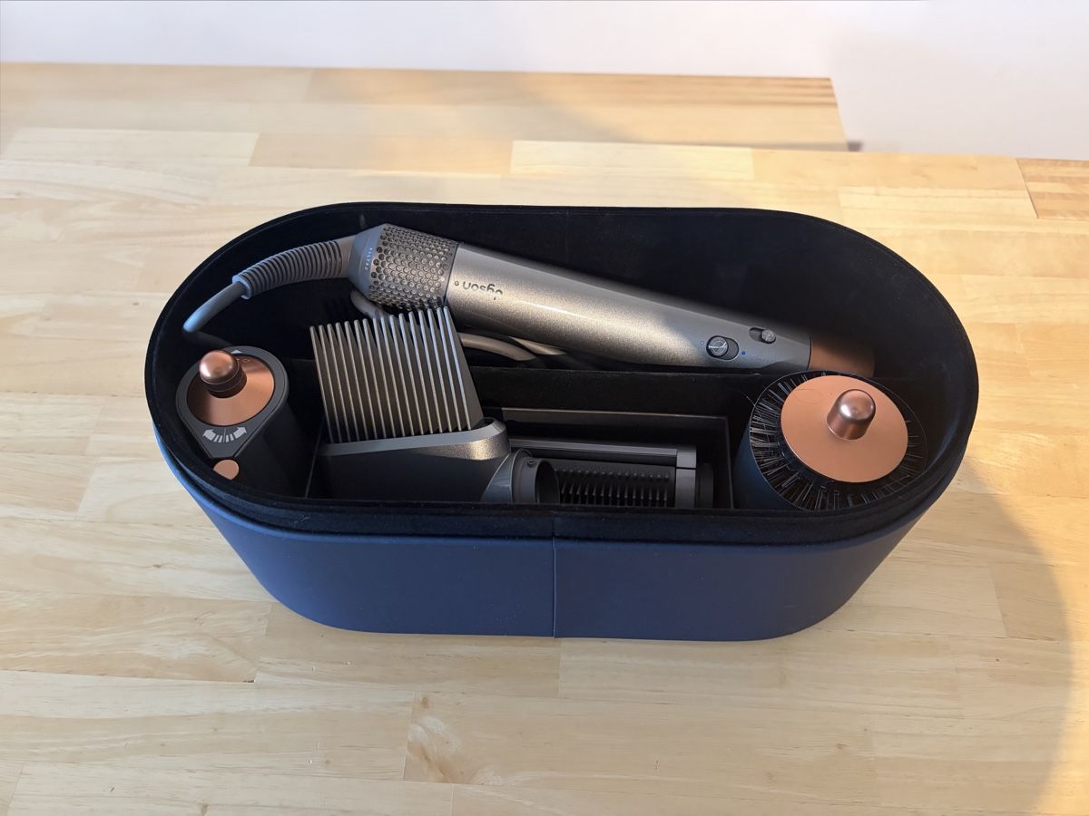 Dyson Fers à boucler & lisser: Dyson Air Wrap – Neuf (Voir description) à Berikon par Rose-Lavendel