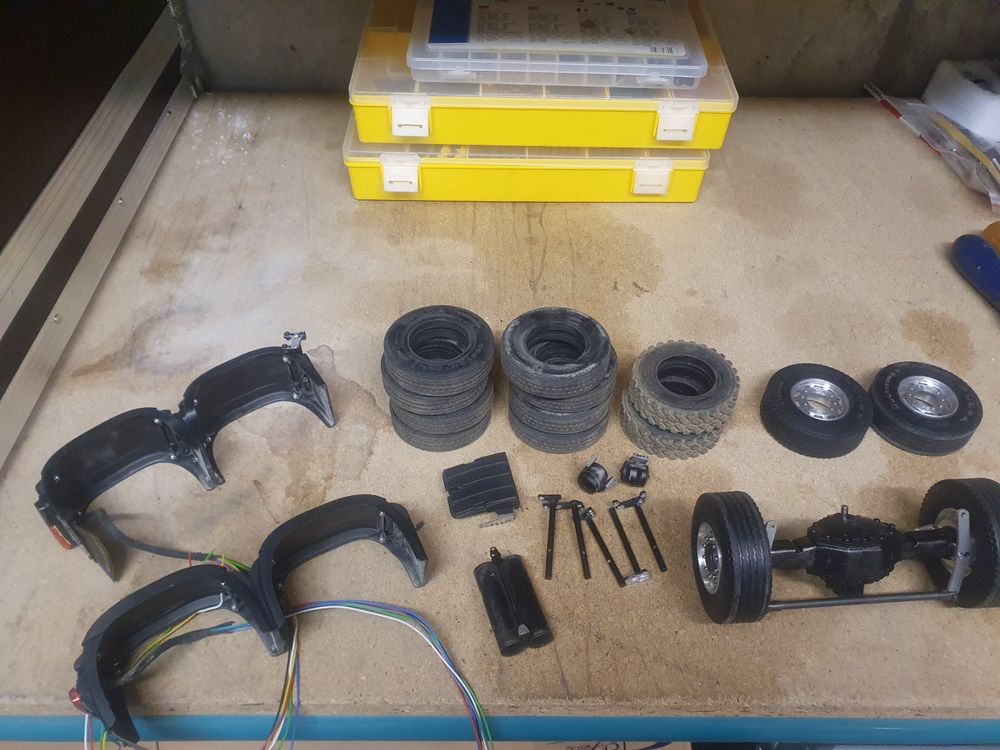 Veroma Tieflader Reifen 1:16 - 4 Stück Vollgummi 14mm Für Modellbau