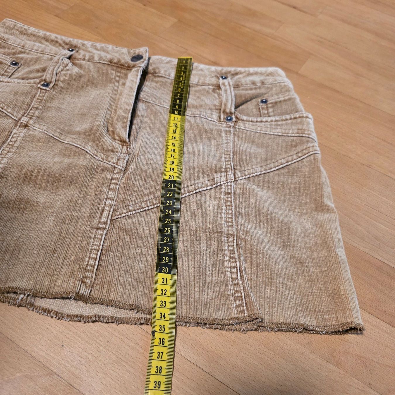 Vero Moda Gonne: Vero Moda Minirock Camel Braun Baumwolle – Usato da Wald ZH venduto da CapLux 2