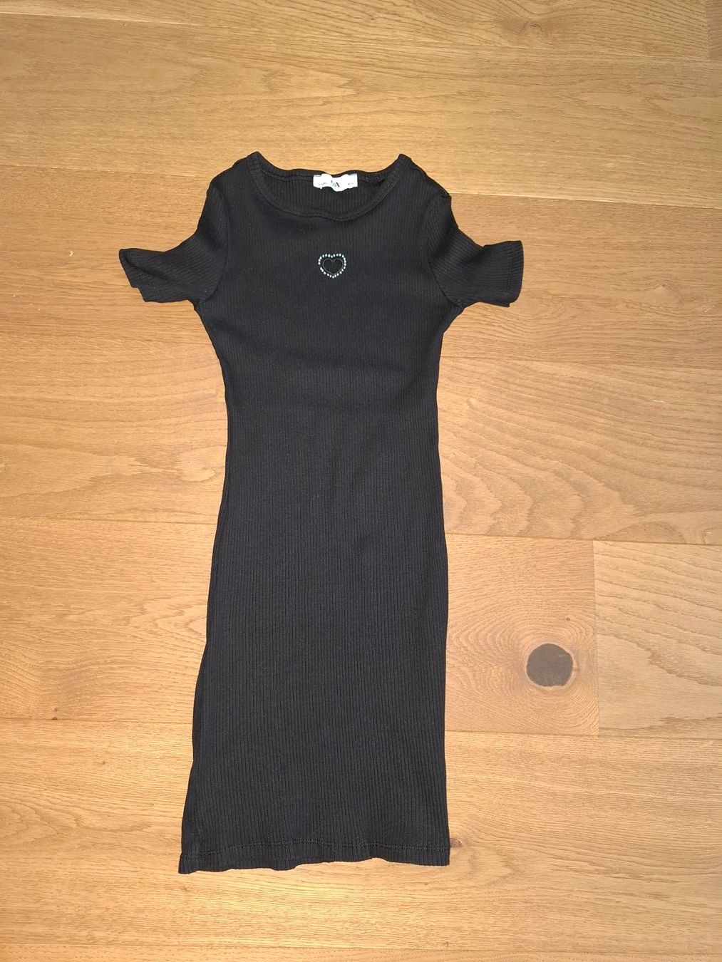 C&A Robes et jupes: Kleid schwarz, eng Gr. 134, von C&A – D'occasion à Mels par Aloha86