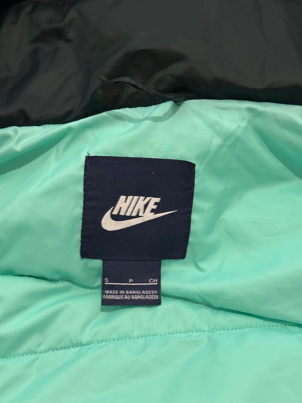 Cappotti: Nike Daunen Jacke Gr.S – Usato da Bern venduto da BrandVilla 4
