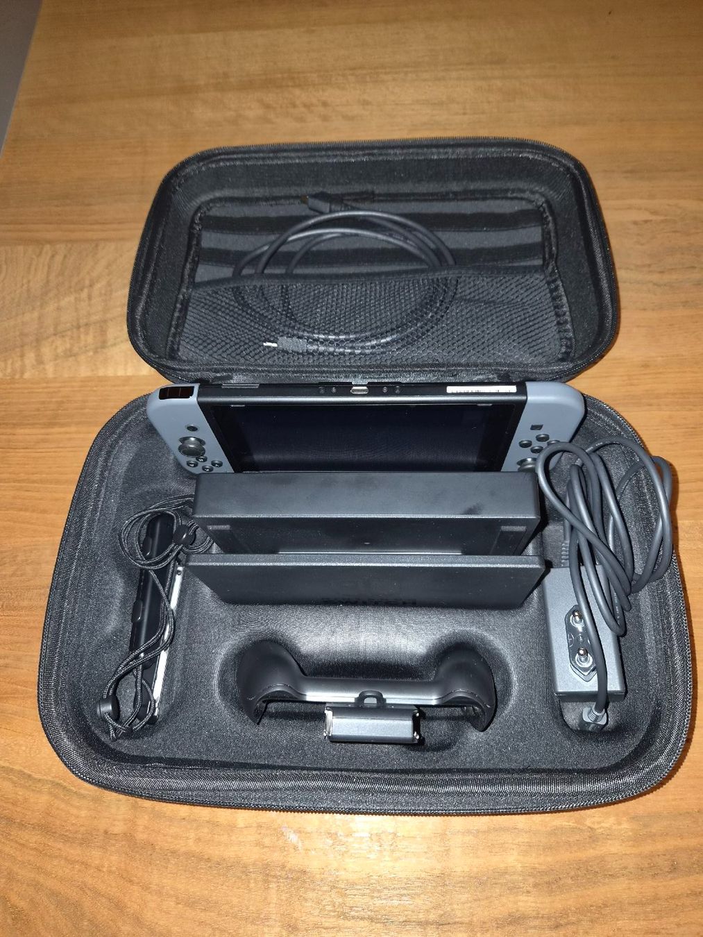 Nintendo Console: Nintendo Switch V2 (2021) – Usato da Niederbipp venduto da Mulmar 5