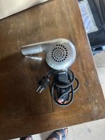 Alter Solis Föhn aus Metall – Vintage Haartrockner / Requisi