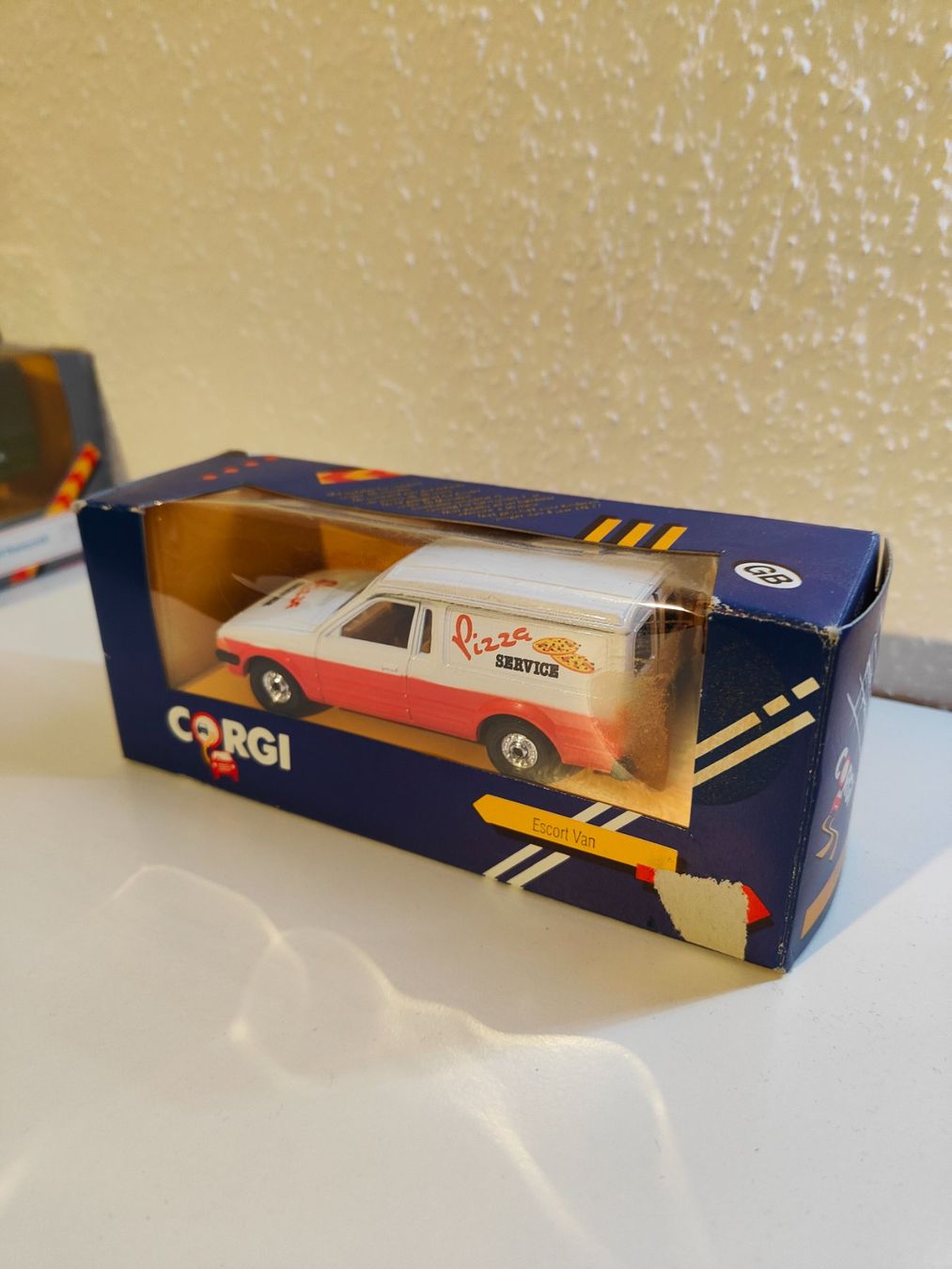 Corgi Toys Modellini d'auto: Corgi Pizza Service Lieferwagen – Usato da Wittinsburg venduto da MrSascha 1